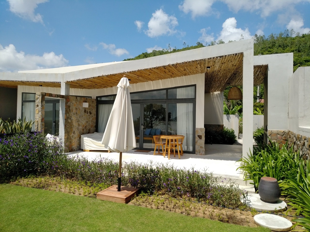 Quê Tôi Resort